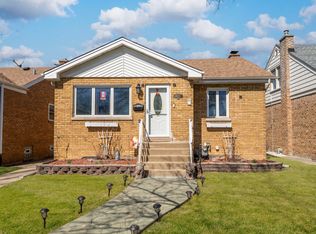 9020 W 22nd Pl, North Riverside, IL