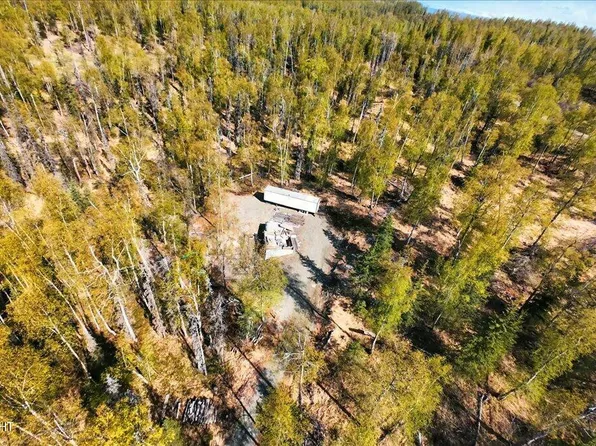 21325 W Moore Rd, Wasilla, AK 99623