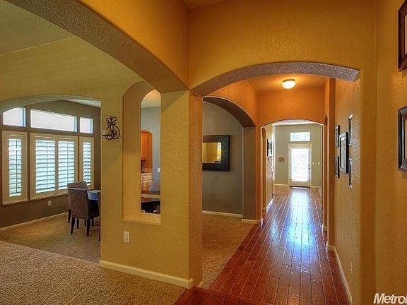 2nd image of 1703 Garibaldi Dr