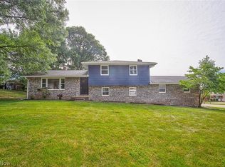 1820 Pineknoll Ave NW, Massillon, OH