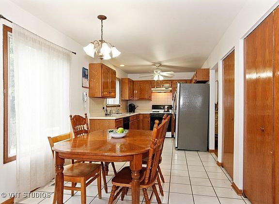 3rd image of 2571 Brunswick Cir