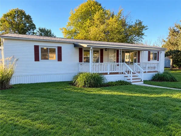 8905 Breinig Run Cir, Breinigsville, PA 18031