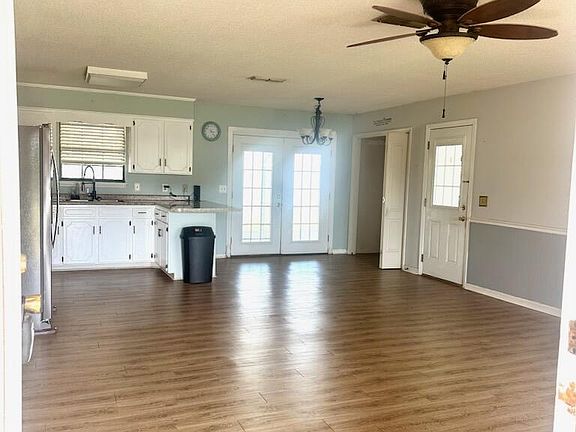 4th image of 308 El Curtis Rd