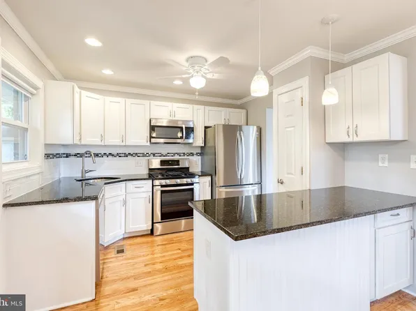 127 Dublin Dr, Lutherville, MD 21093