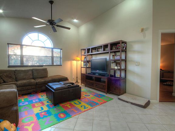 5th image of 5340 Casa Real Dr