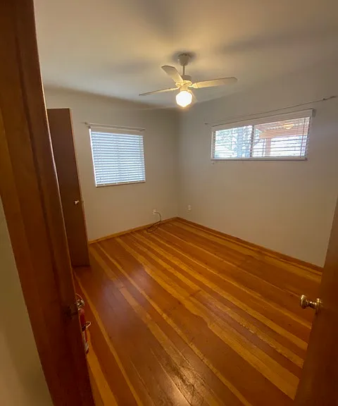 114 Cedar Pl — Photo 12