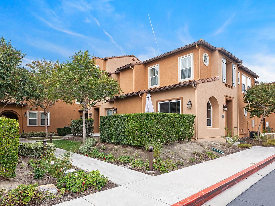 1st image of 17011 Calle Trevino Unit 4