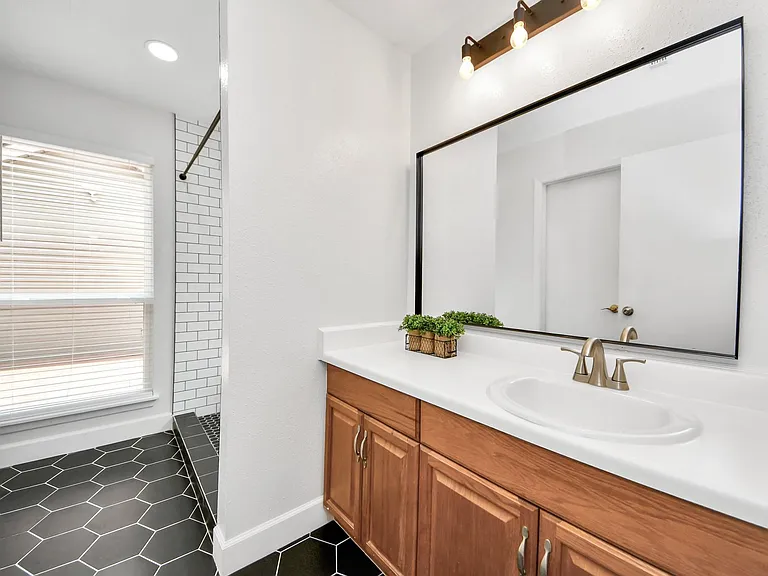 17011 Dusty Mill Dr W — Photo 19