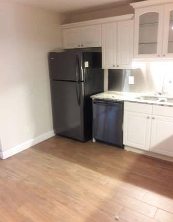4th image of 719 SE Stypman St