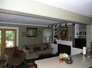 9663 Mason Bluff Ct, Burke, VA 22015