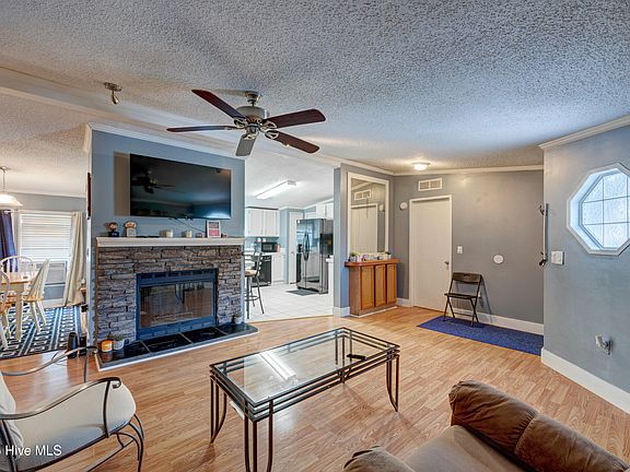 2nd image of 9177 Hawk'S Nest Drive NE