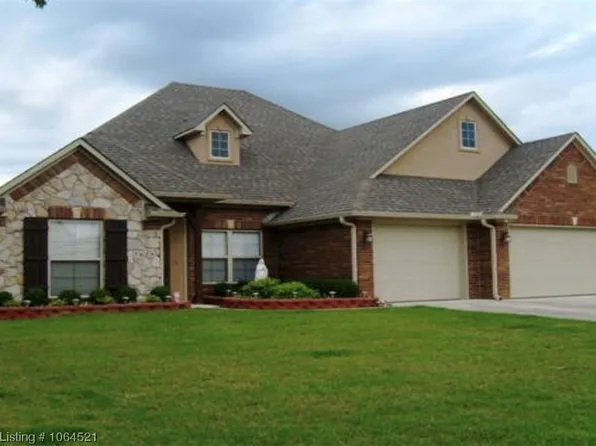 5625 Callaway Ln, Fort Smith, AR 72916