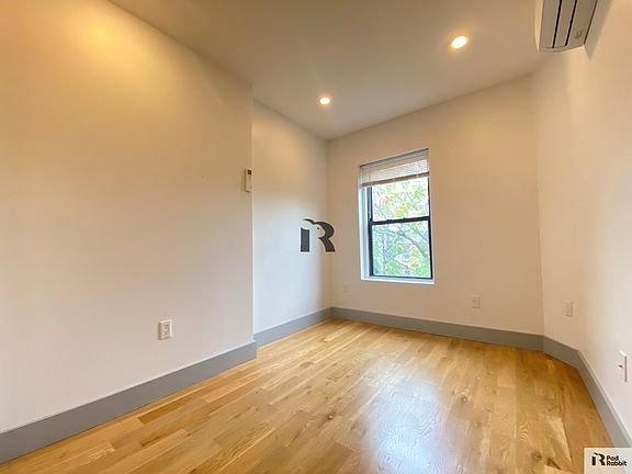 5th image of 81 Macon St #3B