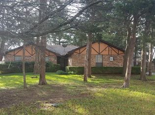 1526 Kingswood Dr, Cedar Hill, TX 75104