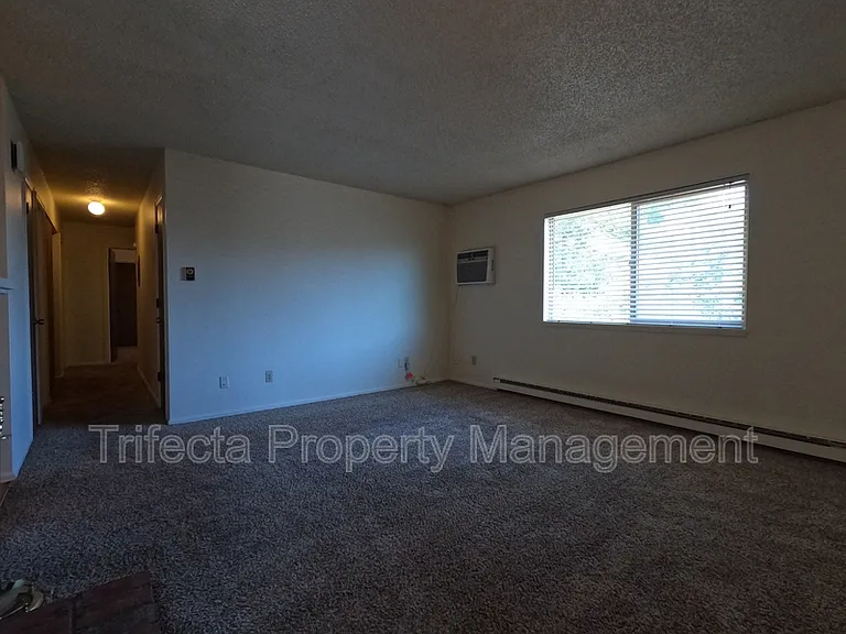 1644 E Pitkin St #D — Photo 4