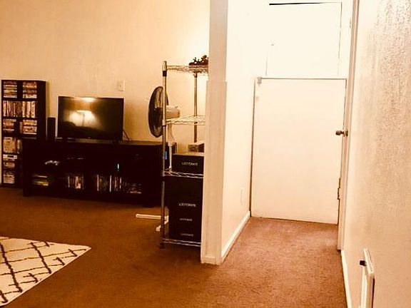 5th image of 11217 B St S APT 1