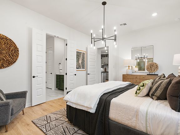 7th image of this home