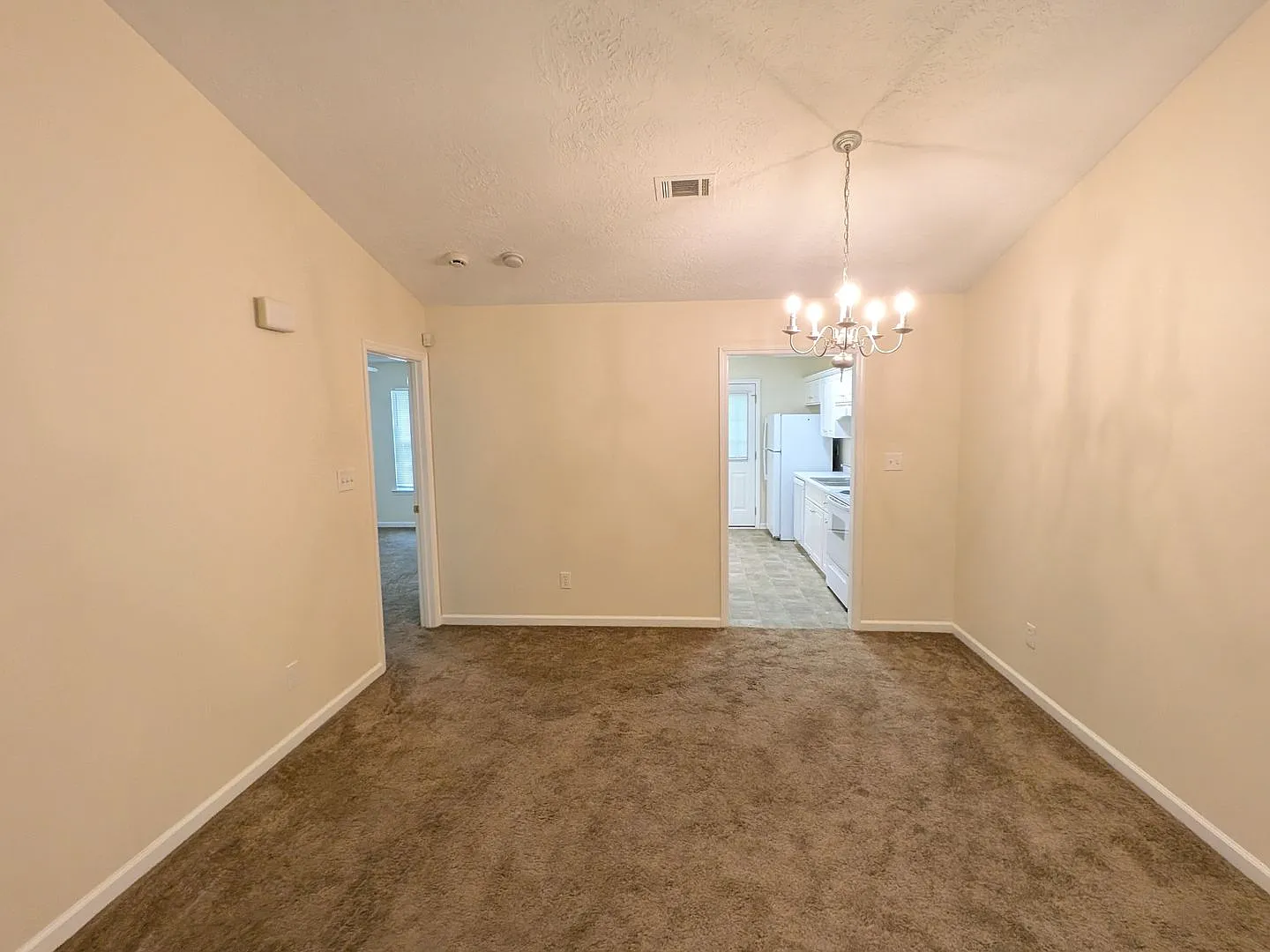 526 Edgecliff Lane Evans, Ga 30809 — Photo 4