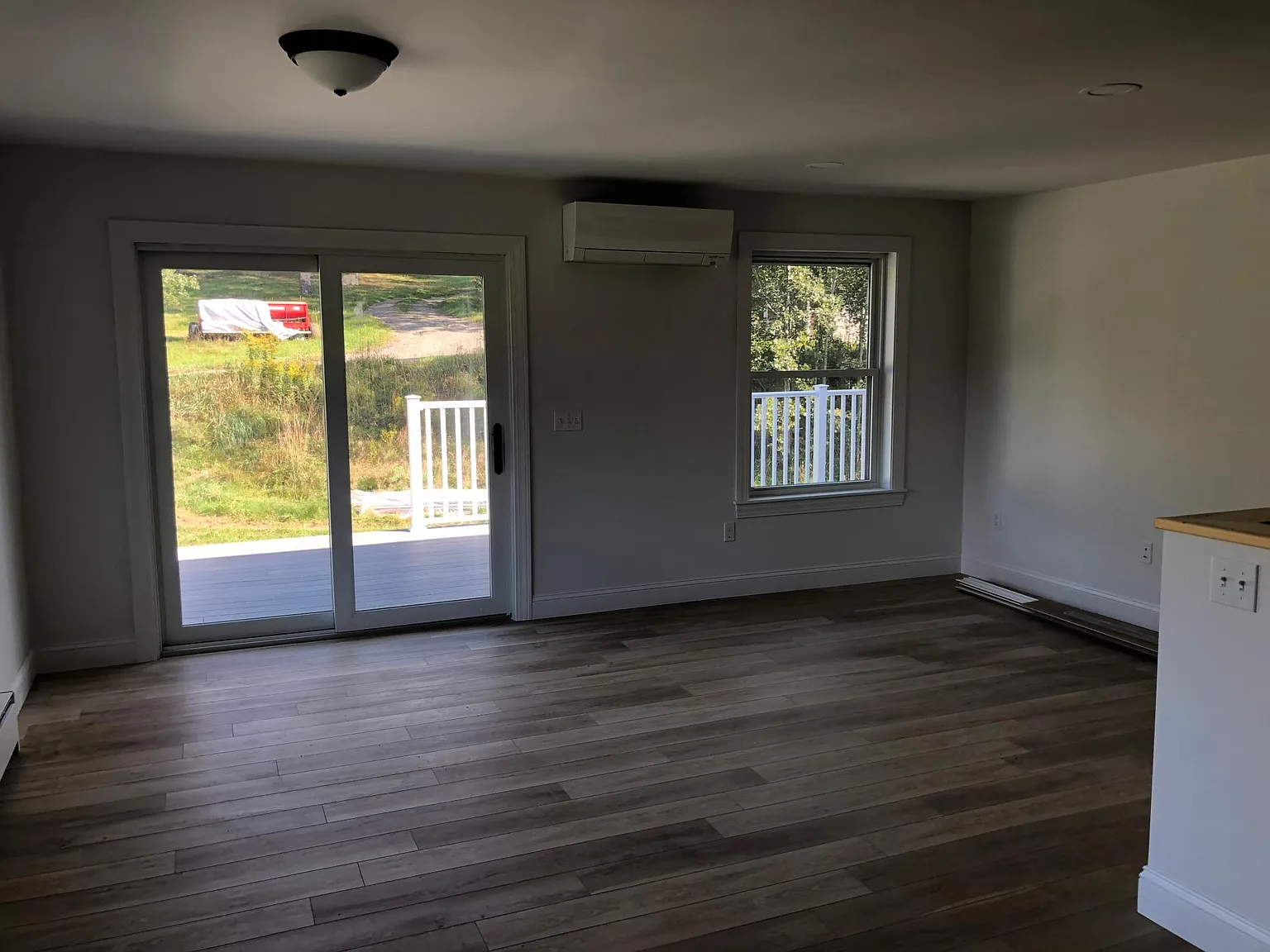 2 bed, 1100 sqft, $1,500 — Photo 4