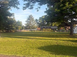 2040 Young St, Nauvoo, IL 62354