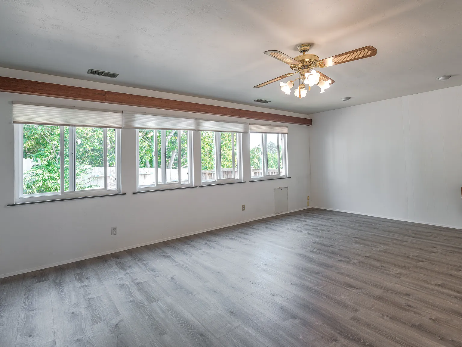 5 bed, 1675 sqft, $1,600 — Photo 4