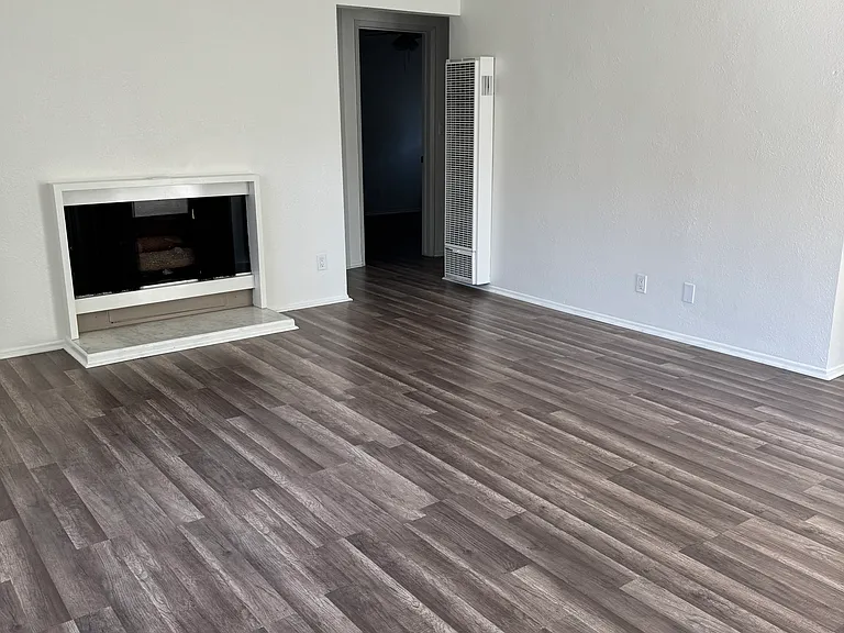 6409 11th Ave #1/2 — Photo 2