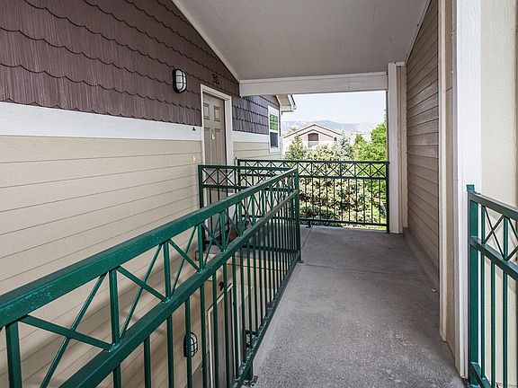3rd image of 2226 W Elizabeth St #D-301