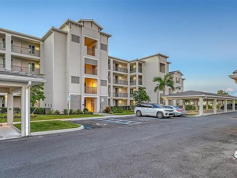 12140 Wellen Golf St #301 — Photo 3