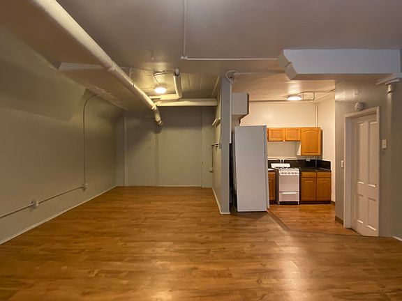 5th image of 155 W Mountain Ave #102