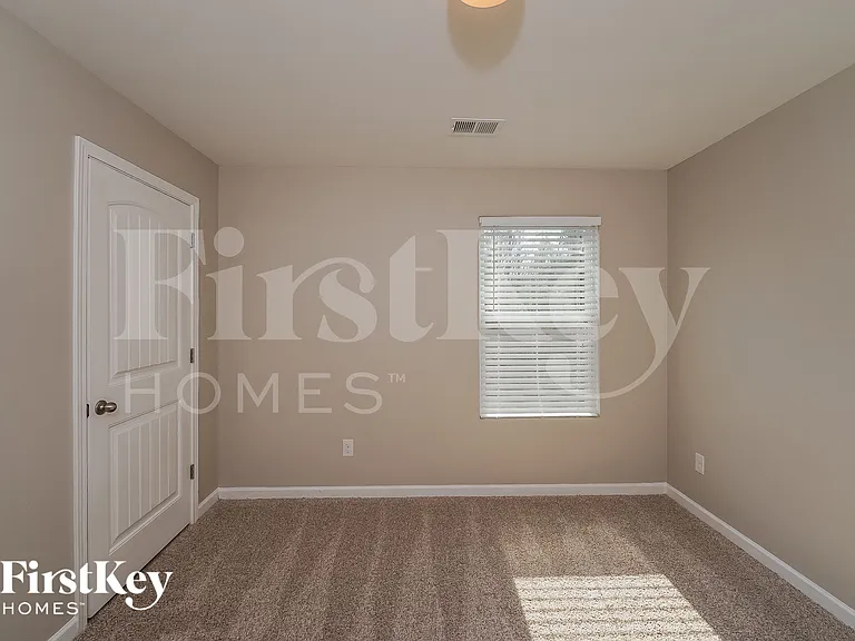 4642 Deer Foot Path — Photo 10