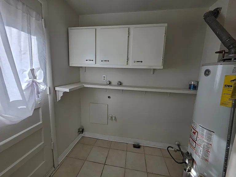 5700 W Virginia Ave — Photo 5