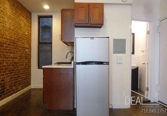 3rd image of 1483 Bedford Ave #4B