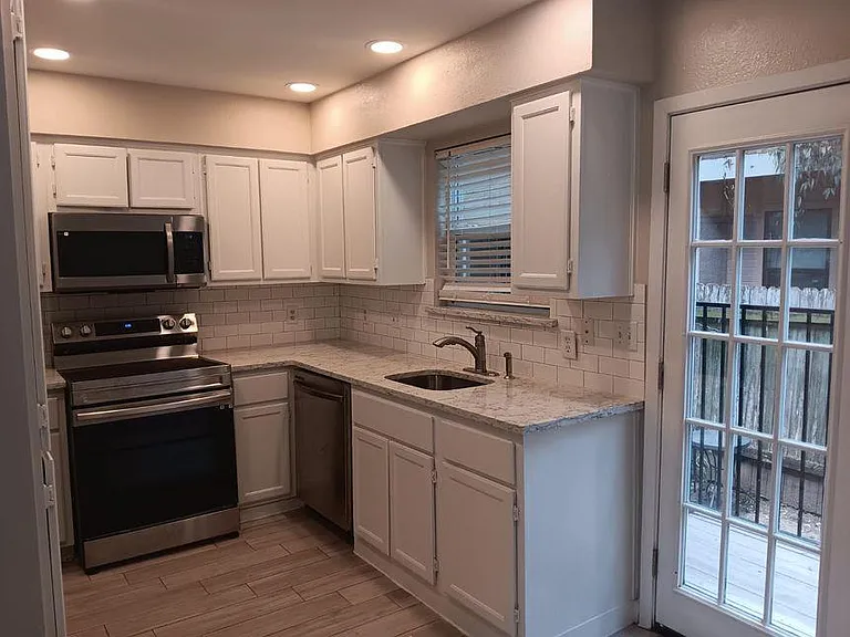 8402 Fathom Cir #106 — Photo 7