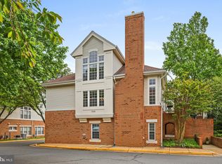 7035 Haycock Rd #102, Falls Church, VA 22043