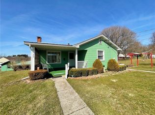 323 Olinger St, Meyersdale, PA 15552