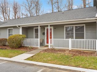 3003 Windchase Ct, High Point, NC 27265