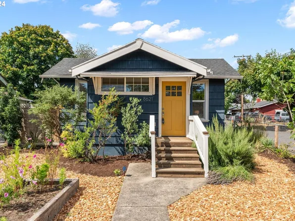 8621 SE Raymond Ct, Portland, OR 97266