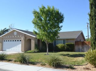 910 W Wildrose Ave, Ridgecrest, CA 93555