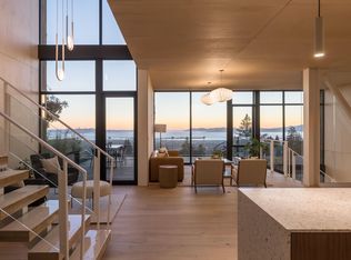 1136 Keith Ave, Berkeley, CA 94708