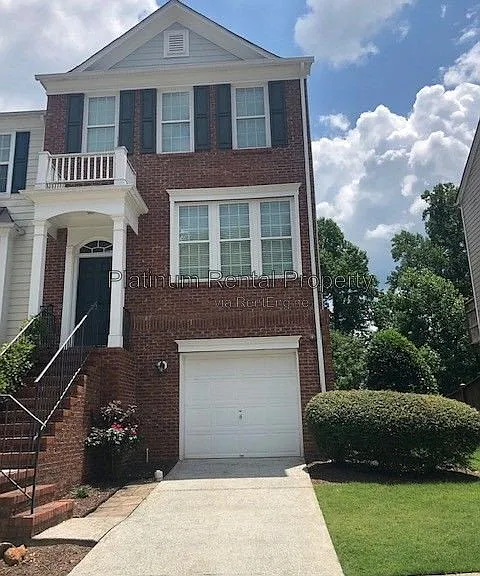221 Balaban Cir — Photo 2