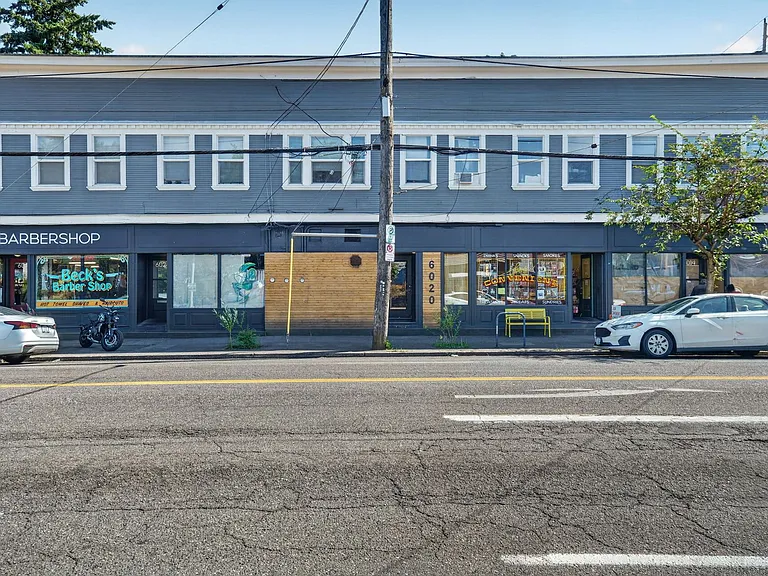 6020 NE Glisan St — Photo 19