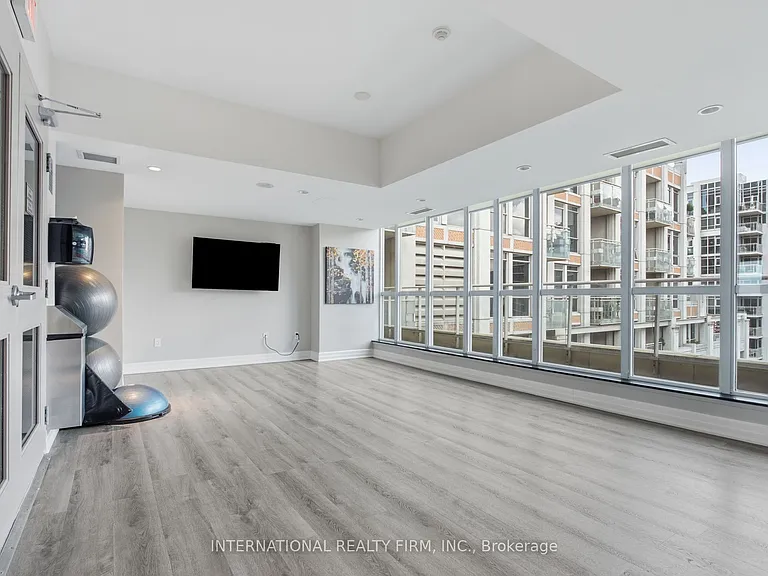 628 Fleet St #711 — Photo 40