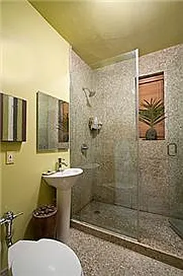 Sold by R New York | media 8