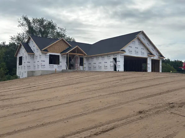 5508 Timberstone Ln, West Olive, MI 49460