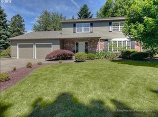 2155 SW 111th Pl, Portland, OR 97225