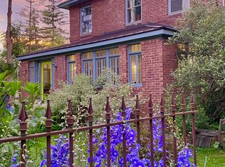 1111 Footbridge Rd, Hudson, NY 12534