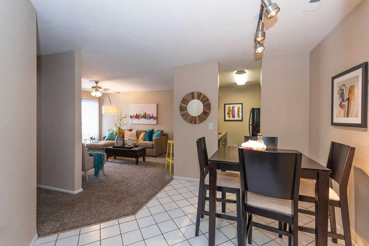 Reflection Cove Apartment Homes — Photo 4
