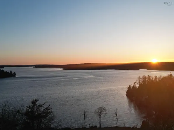 6279 Hornes Rd, Cape Breton, NS B1K 2Y7