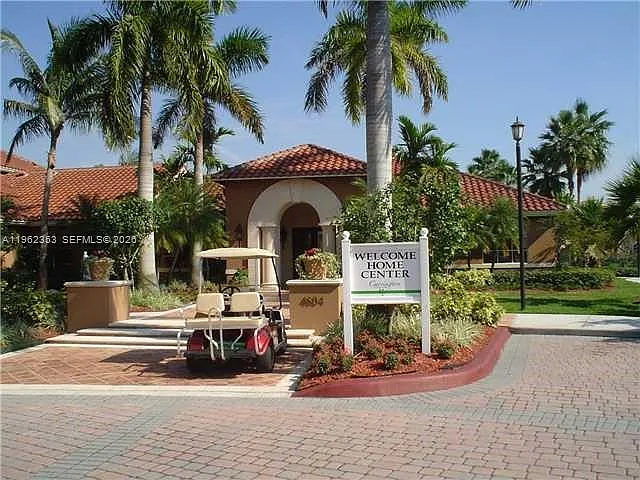 2 bed, 967 sqft, $2,150 — Photo 3