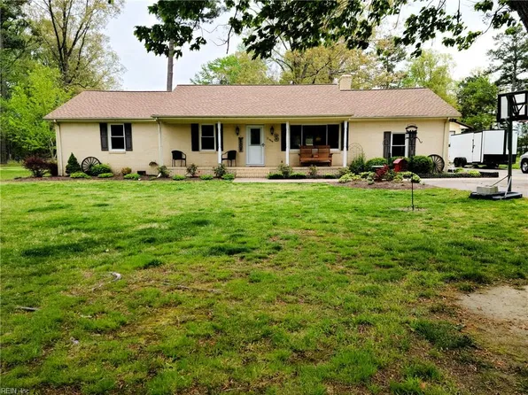 1213 Fentress Airfield Rd, Chesapeake, VA 23322